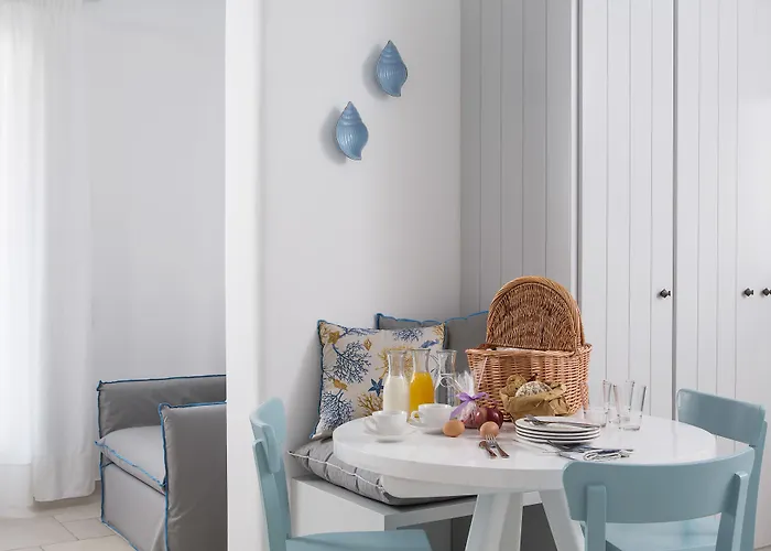 Del Sol Mykonos אורנוס